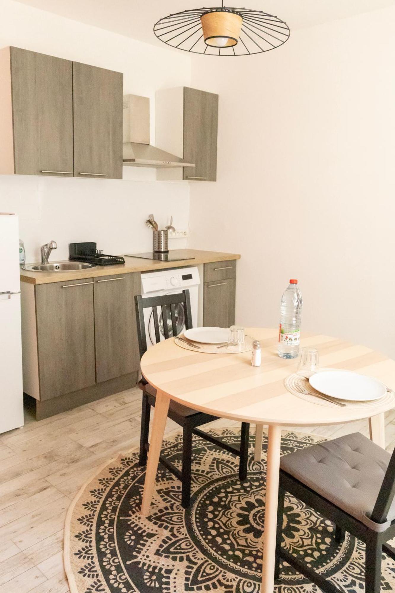 Maisonnette De Ville Au Calme Cosne-sur-Loire Eksteriør billede